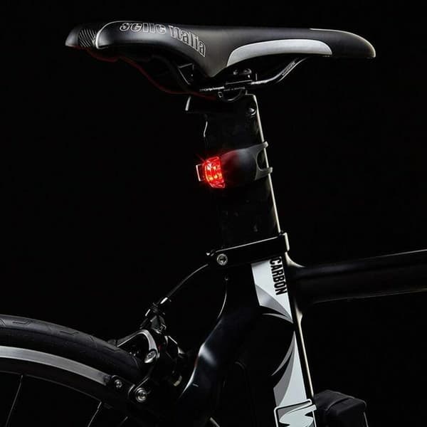 LED-cykellampor Silikoncykellampa Fram+Bak Cykellampset (R