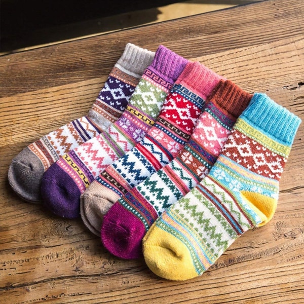 5 par vinter uld damestrømper, farverigt mønster strikket så