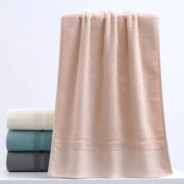 Håndklær - Sett med 4 100 % bomullshåndklær - 75 x 35 cm, 600 GSM (Gr.