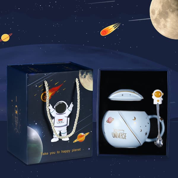 Nyhet Söta Muggar Keramiska Kaffe Te Koppar Med Lock  Astronaut