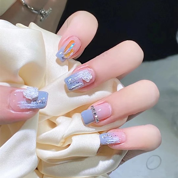 24 stk. Dream Sea Salt (limtype) Falske negle, Nude French M