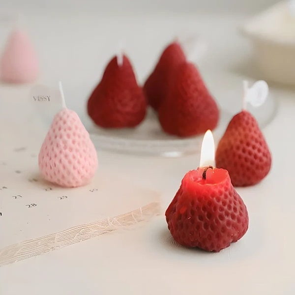 Jordgubbsformade Mini Doftljus - Rosa - 4 Stycken