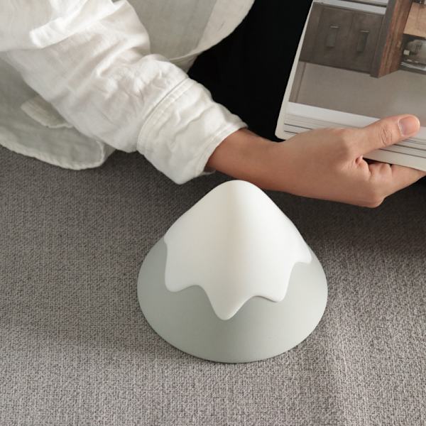 Sne bjerg induktion natlys klap tid bordlampe usb cha