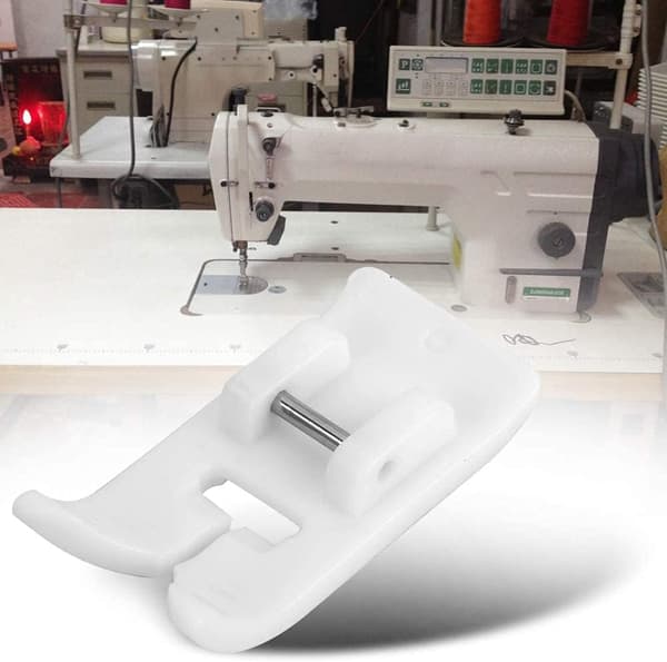 1 x Universal non-stick zigzag Teflon presser foot, lämplig för