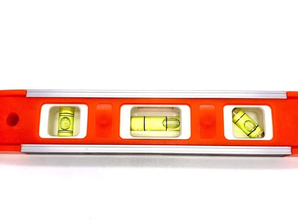 Vaterpass magnetisk 230mm - Liten, uknuselig og magnetisk til