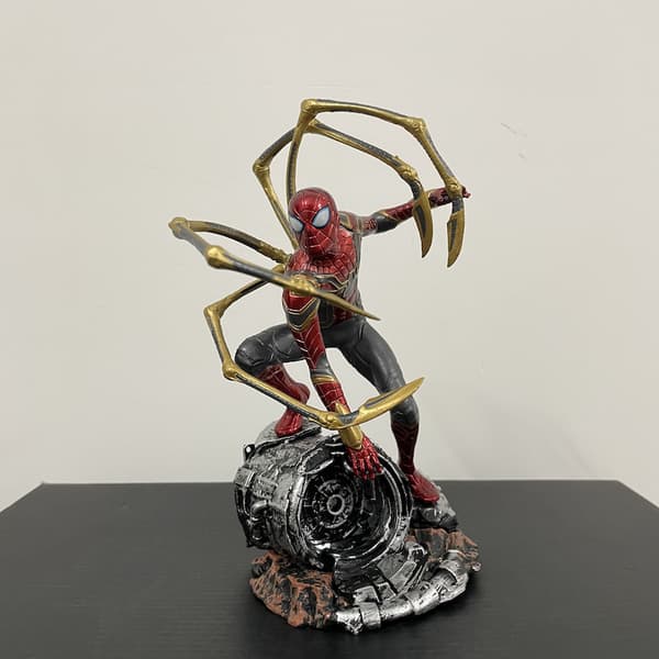 Avengers Heroes Without a Return Steel Spider-Man Statue Ani