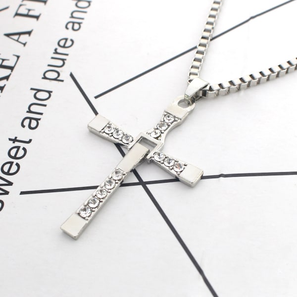 Snabbt och Furious Dominic Toretto Cross Halsband
