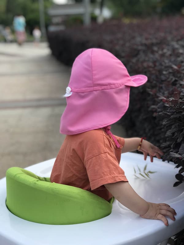 Myk solhatt for barn (rosa - justerbar hodeomkrets 48 - 54 cm)
