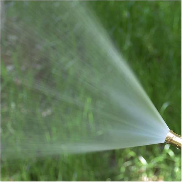 1 stk. Messing drejelig sprinkler med højtryks variabel flow direkte sprøjte