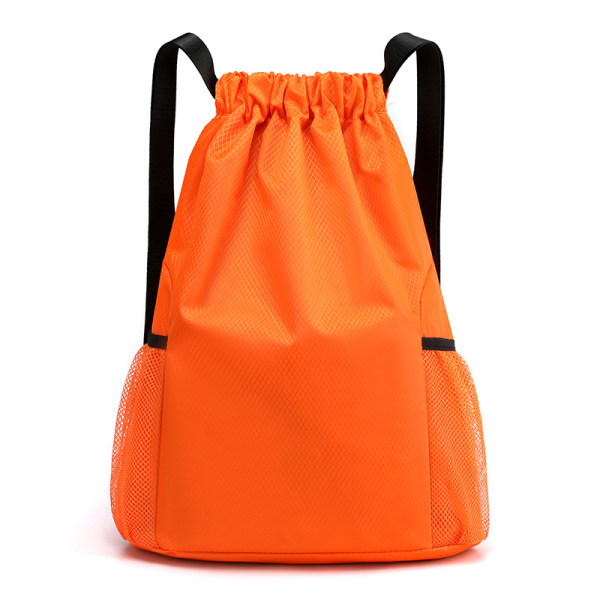 Rygsæk med snoretræk (orange), sportstaske med snøre, snøre til