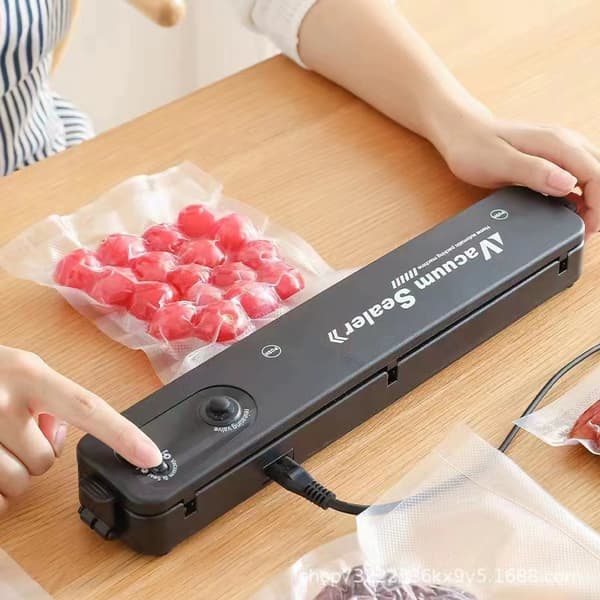 Vakuumforsegler – Inkluderer 50 vakuumposer – Sort
