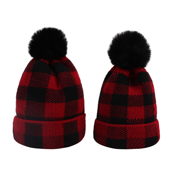2kpl punaisia ja mustia ruudullisia lämpimiä hattuja, talvikarvapallo vanhempi-ch