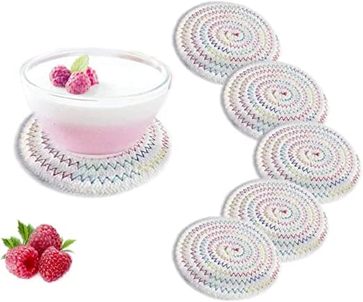 Set med 6 hvite underlag, bomullsvevd kopp, kopp, flaske, underlag