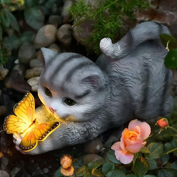 Dekorativ kattefigur for hage, hagedekorasjon, sommerfugl