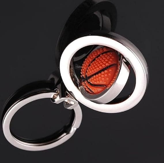 3D roterande basketnyckelring / basketplan