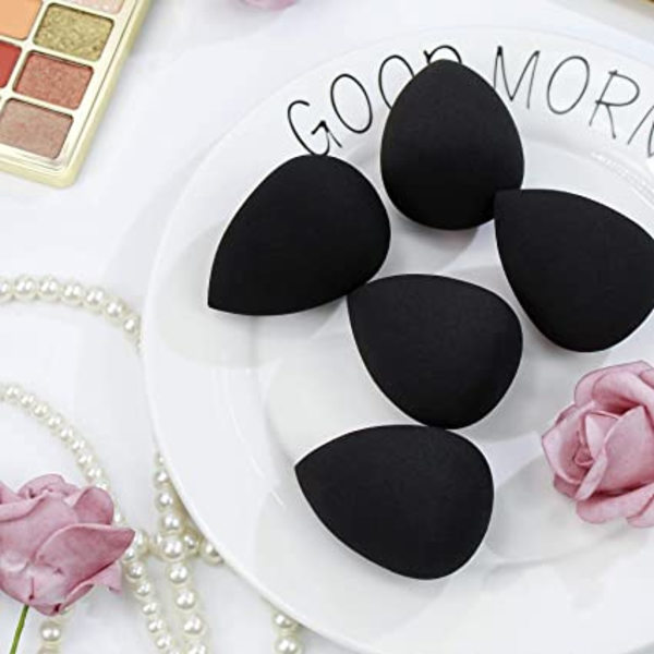 Sæt med 5 sorte makeupsvampe til makeup på foundation