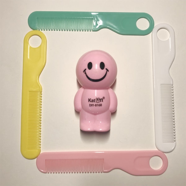 Baby rund huvudkam - fyra färger (vit, gul, grön, rosa),