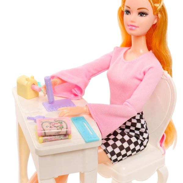 120 stykker dukkehus og Lele Barbie læringstilbehør