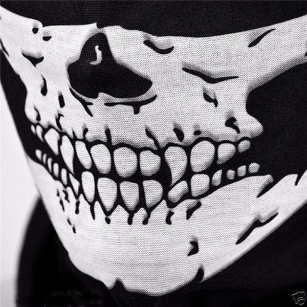 3 kpl Halloween-naamioita: Kauhu-kalloleuanamio, Luuranko-hansikas, Haamu-hansikas