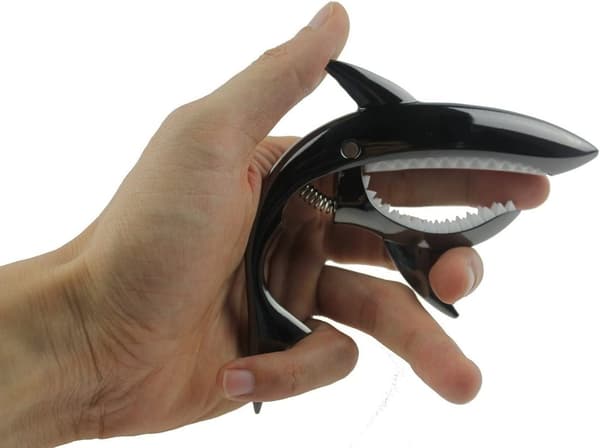 (Svart) Gitarr Capo Zinklegering Haj Capo för Akustisk och Elektrisk