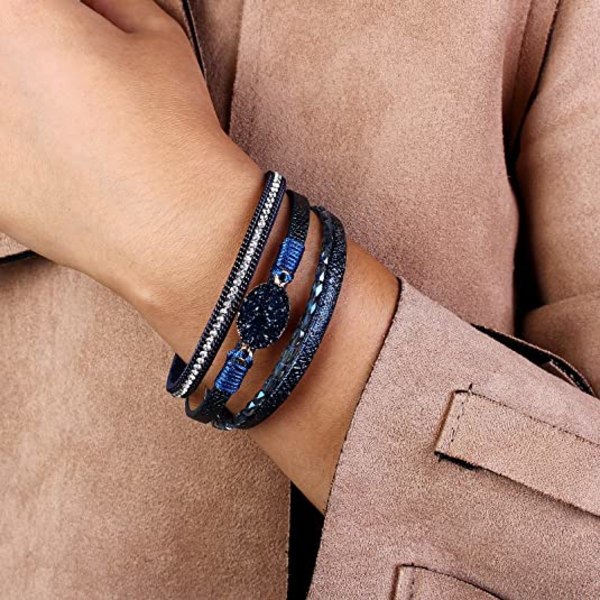 Läderarmband med Boho-inspirerad Manschett, Kristallpärlor