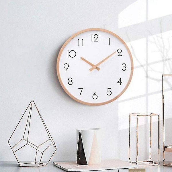 Tystgående Litterär Klocka i Massivt Trä, Enkel Design, Nordisk Stil