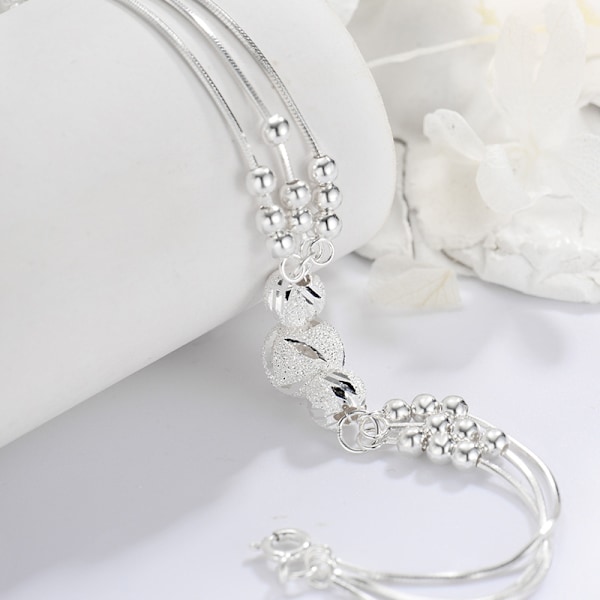 Silver Löpararmband med Pärlor och Trendig, Mångsidig Design – Perfekt Present till Flickvännen och Bästa Vännen
