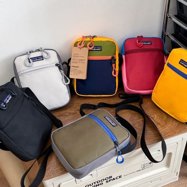 PATA Liten Crossbody Väska för Män, Mini Messenger Väska Axelväska för Telefon Pass Yellow