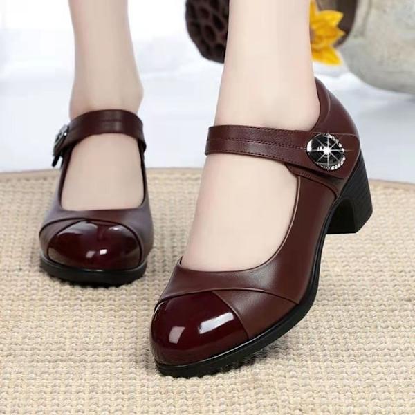 Danskor med låga klackar för äldre, runda tår, prinsessliknande pumps, lämpliga för strandpromenader Wine red 39