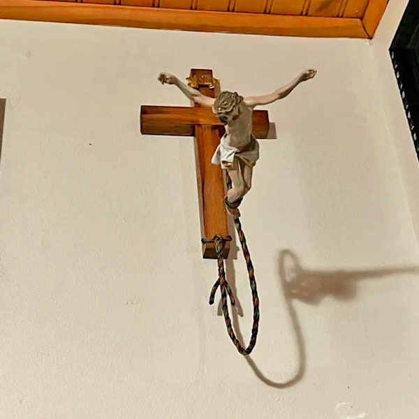 Påskkors Jesus Dekorativ Bungy Jumpande Jesus Religiös Dekoration Semestergåva Hänge