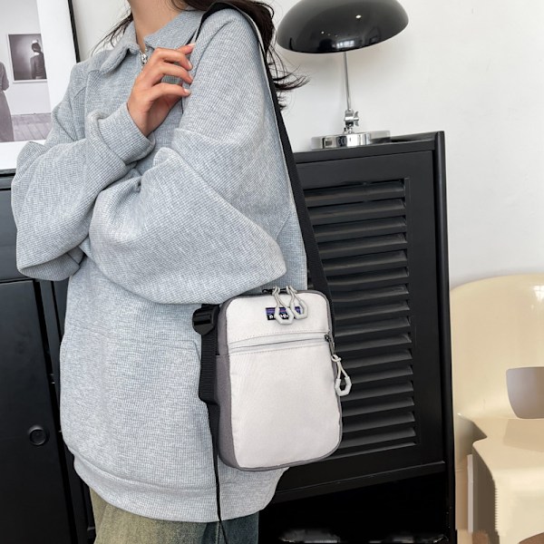PATA Liten Crossbody Väska för Män, Mini Messenger Väska Axelväska för Telefon Pass Grey