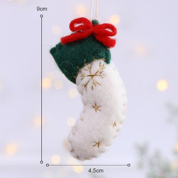 Julgranspynt i ullfilt - DIY-dekorationer för julgranen White Socks