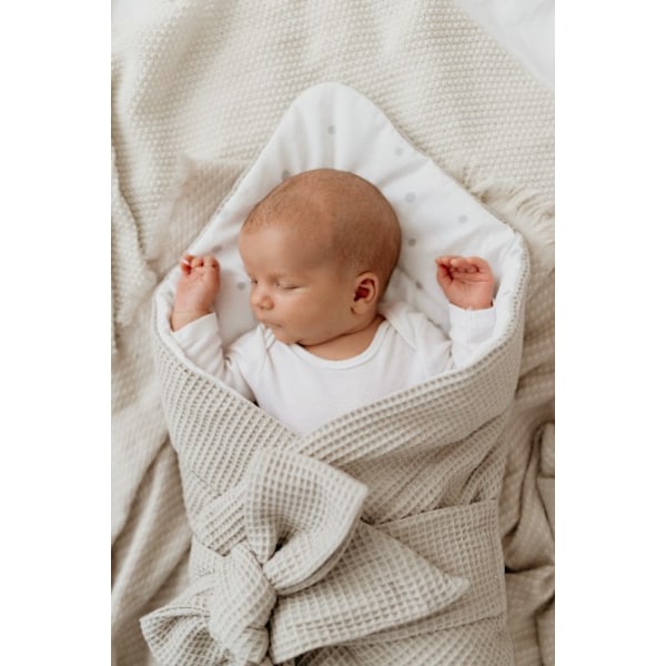 Wafer cone for babies Beige