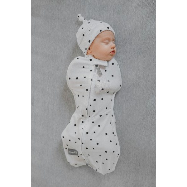 First Step Wrapper with Cap Vintage Animals Amaranth