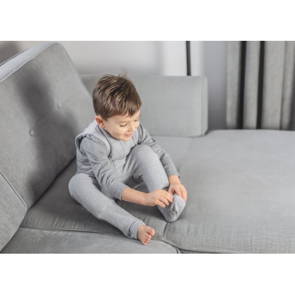 Reversible Sleeping Bag with legs M (3-5 years) Vintage Animals Amaranth/Cream