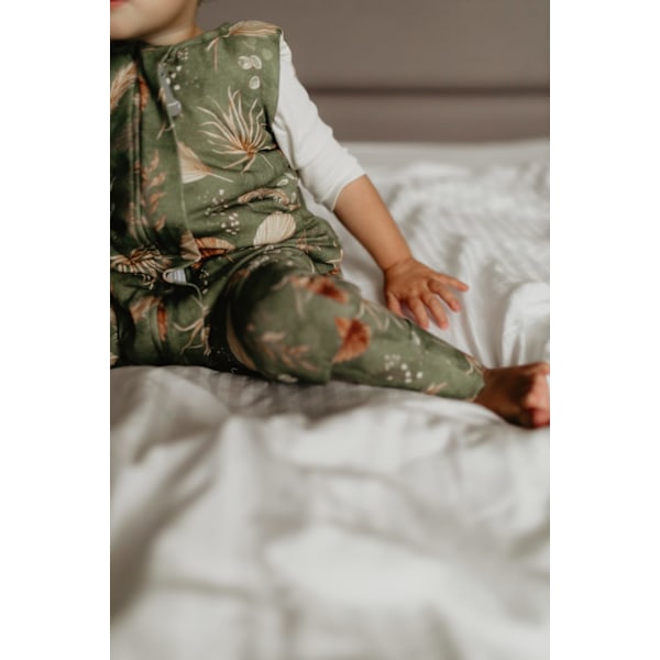 Reversible Sleeping Bag with legs XS (6-12 months) Vintage Animals Amaranth/Cream