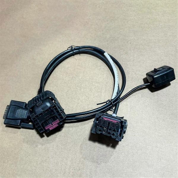Kaapeli MD1/MG1-sovitinkaapelille ECU:n ja diagnostiikkatyökalun MD1CS001 MD1CP002 yhdistämiseen