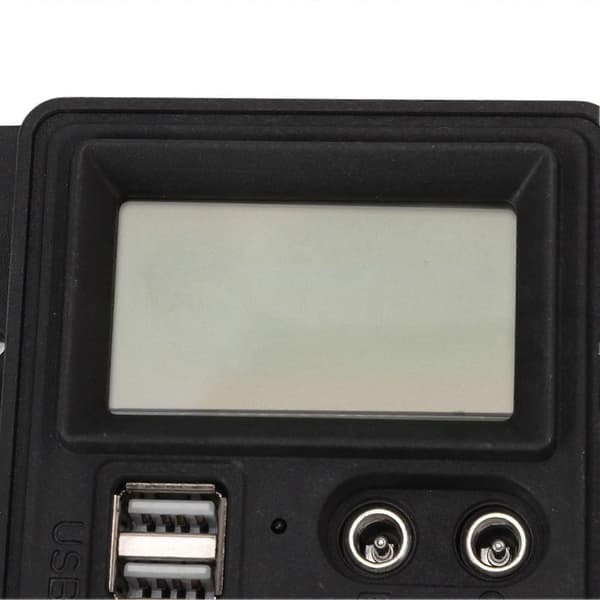 K1688 Solar Charge Controller PWM Dual DC med Sort Skal Solpanel Regulator til Hjemmet 10A