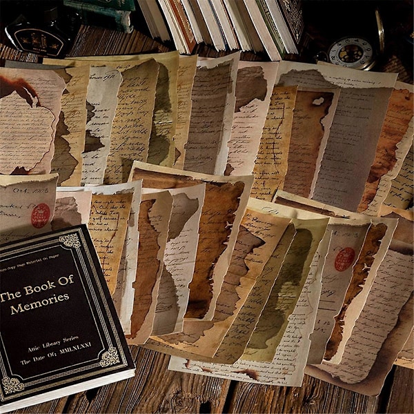Retro jäljityskirjan sivun materiaalipaperi vanhan kirjan sivun teksti Perhonen