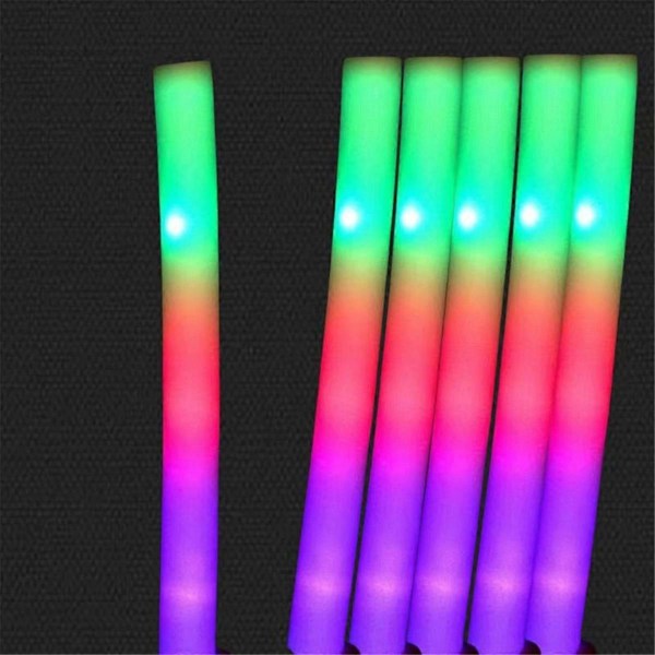 LED Glow Sticks Färgglada RGB Glow Foam Sticks Cheer Tubes