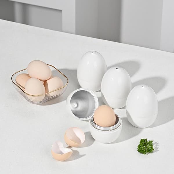 Mikrobølgeovn Eggekoker for 1 Egg, Rask 9-minutters Eggdamper for Hardkokte og Mediumkokte Egg, Enkel å Bruke, Hvit