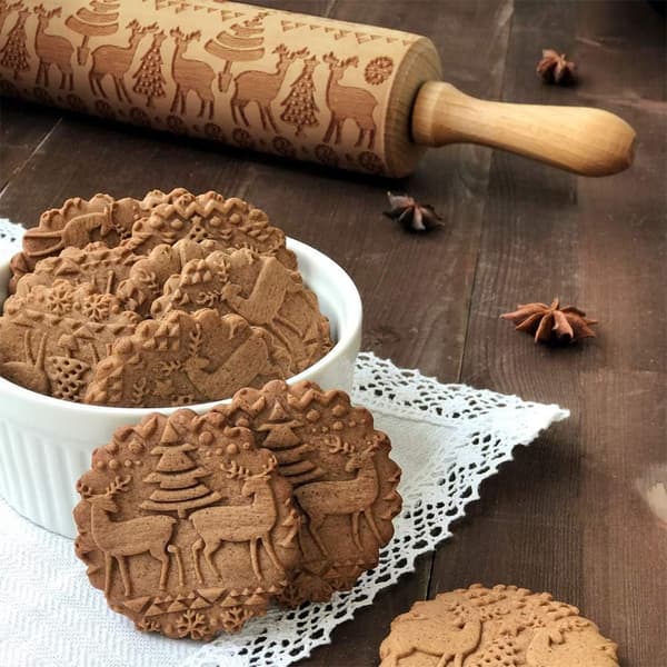 Christmas Rolling Pin, Christmas Embossed Rolling Pin, Christmas Reindeer Tree Pattern Solid Natural Wood Rolling Embossing Rolling Pins for