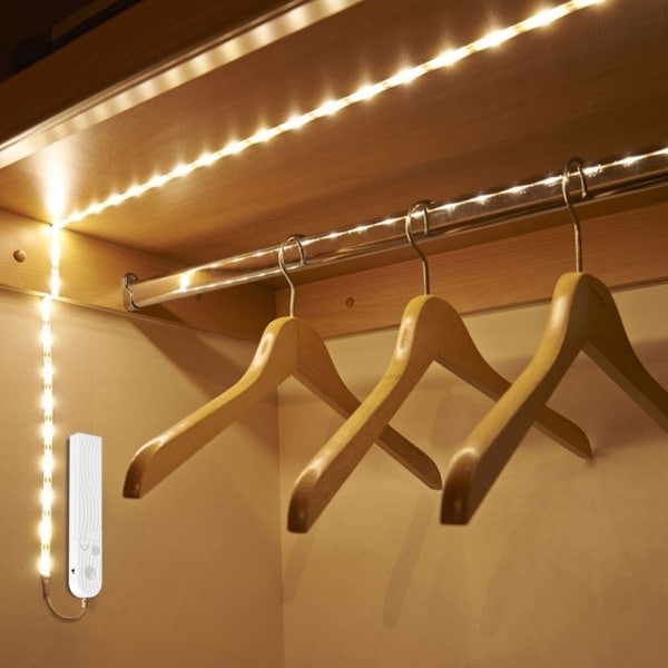 Garderobebelysning Varmhvit LED-stripe Bevegelsessensor