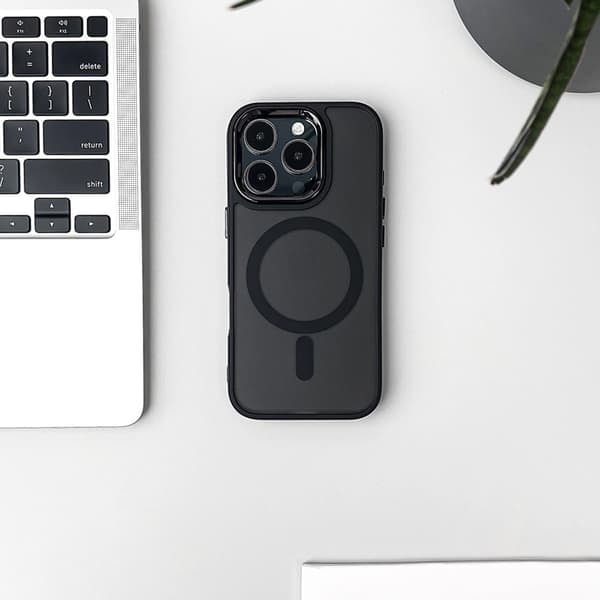 TS-Magnetisk bagcover til iPhone 16 Plus - Sort