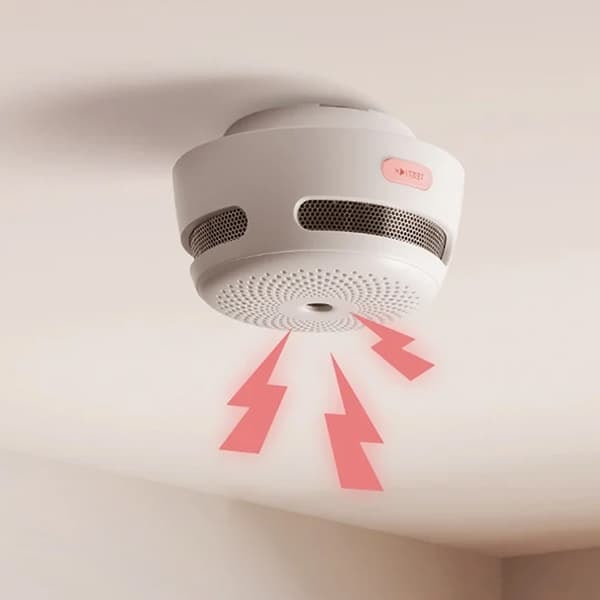 TS-X-Sense XS01-M Link+ Pro smoke detector with wireless networking technology and long battery life