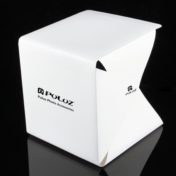 TS-Fotostudio mini LED-paneeleilla - 2 taustaa