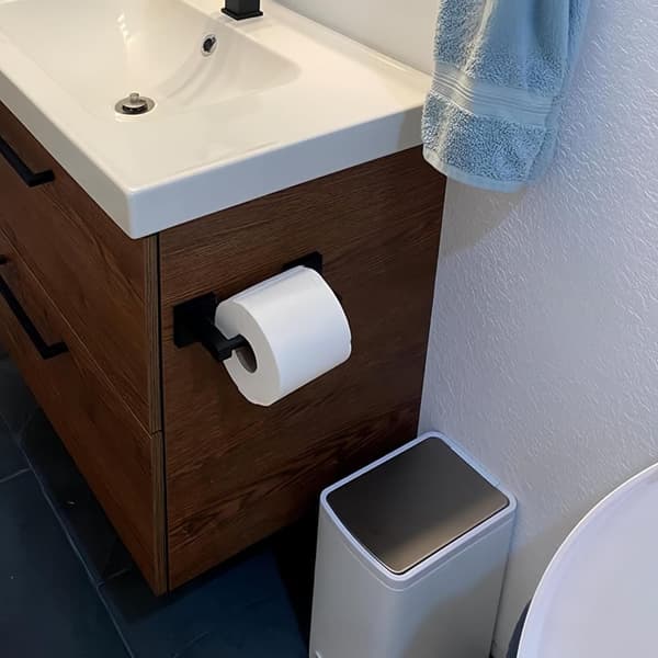 Vægmonteret toiletpapirholder – rustfrit stål SUS 304 til badeværelset Black