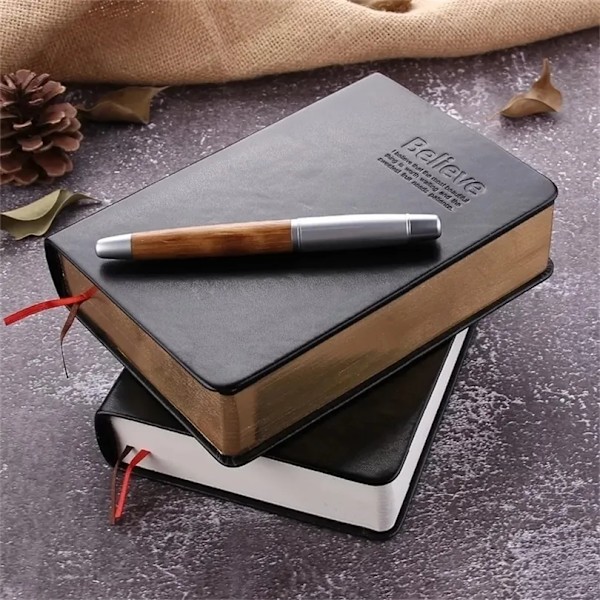 Grossist Retro Läder Anteckningsbok Tjockt Papper Bibel Dagbok Bok Anteckningsblock Nytt Tomt Veckoplan Skrivböcker Kontorsmaterial Skolmaterial T200727