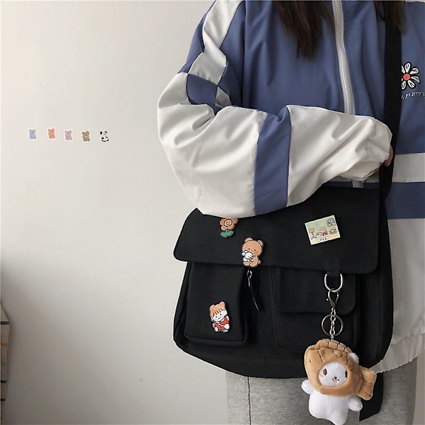 Canvas Messenger Bag med Kawaii-nål och Hänge Damernas Flickors Casual En-axlad Messenger Bag Student Skolväska, 11.81*9.05*3.54in, Svart