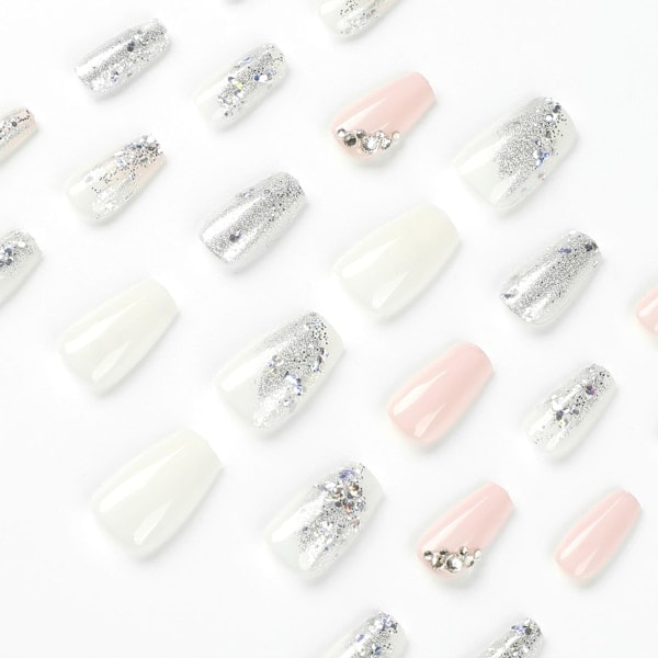 Silverglitter Lösnaglar Medium Fyrkantiga Falska Naglar med Strassdesign Glansig Rosa Vita Konstgjorda Lösnaglar